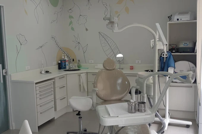 Consultório odontológico equipado